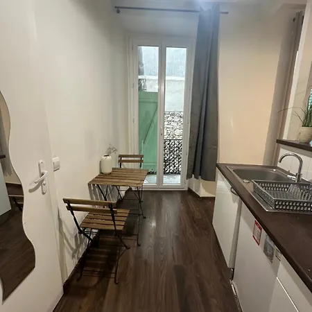 Estudio 20 M2 Apartament